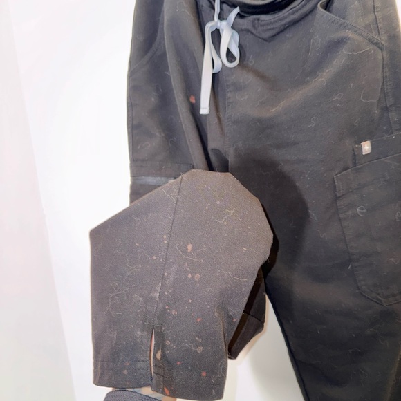 Figs | Black Jogger Pants & Underscrub set Size M - Picture 8 of 9